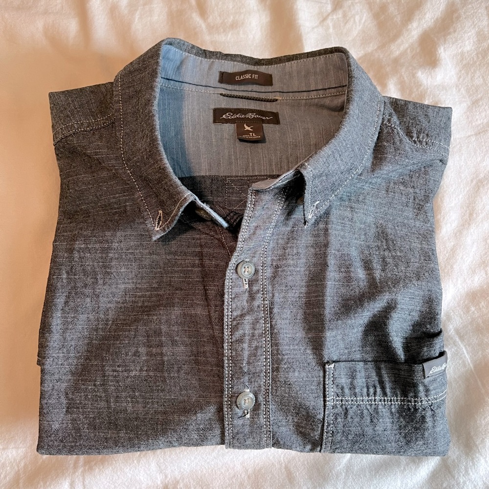 Eddie Bauer Denim Button Down Shirt (Tall Large)